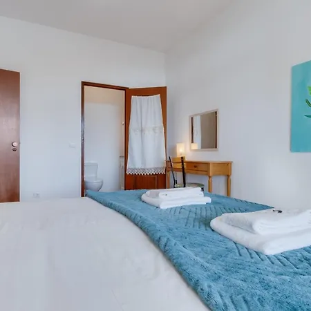 Casa Estufa 25 بيت للعطل