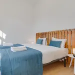 Casa Estufa 25 Garden, Games & Parking Apartment