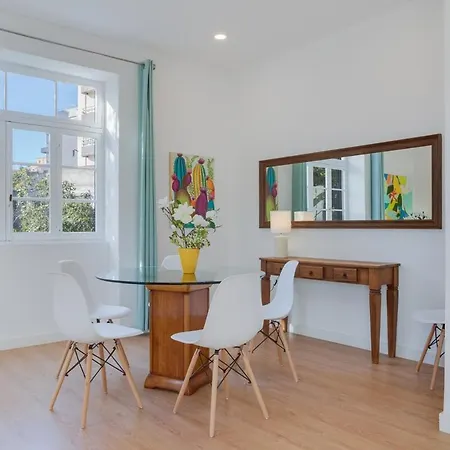 Casa Estufa 25 Garden, Games & Parking * Funchal (Madeira)